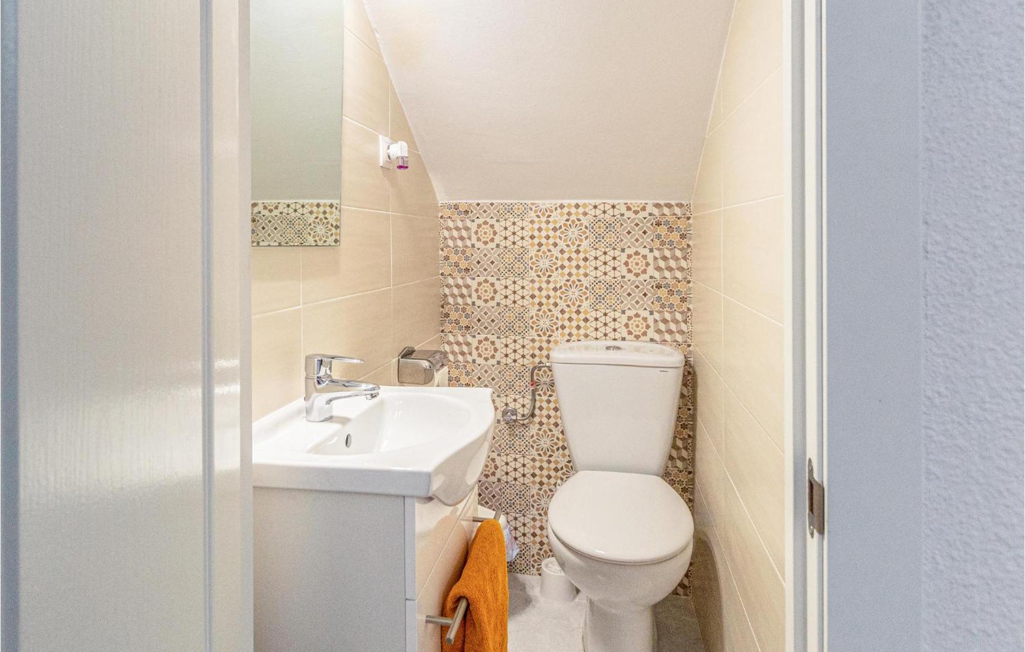 Stunning Home In Mlaga With 2 Bedrooms And Wifi Málaga Exterior foto